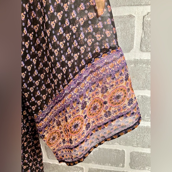 Ecote Sheer Dress - Picture 3 of 3